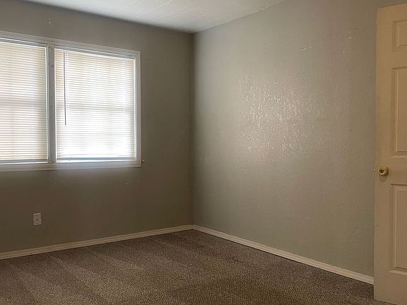 4th image of 5402 Avenue B