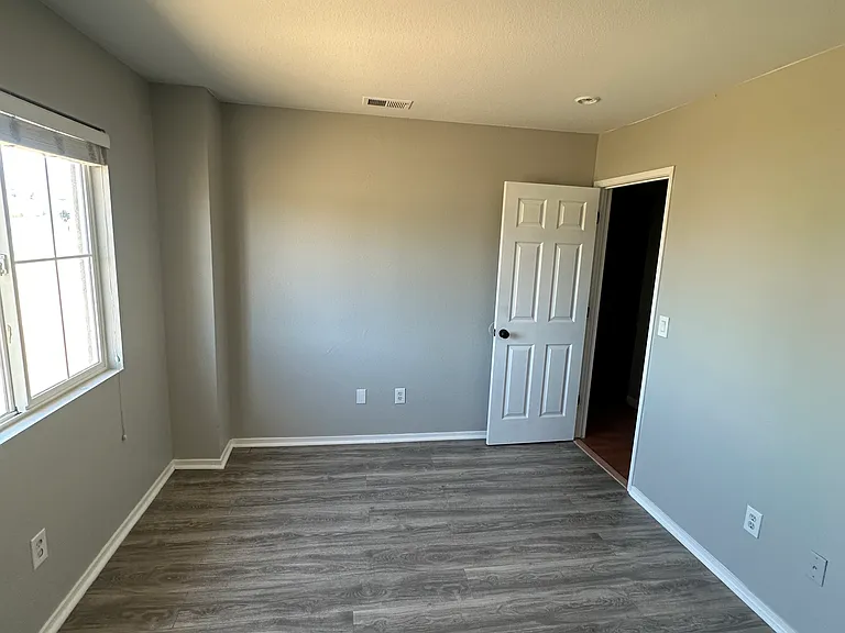 3056 Puffin Cir — Photo 4
