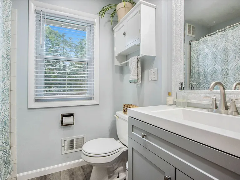 2909 Crestview Ave — Photo 9