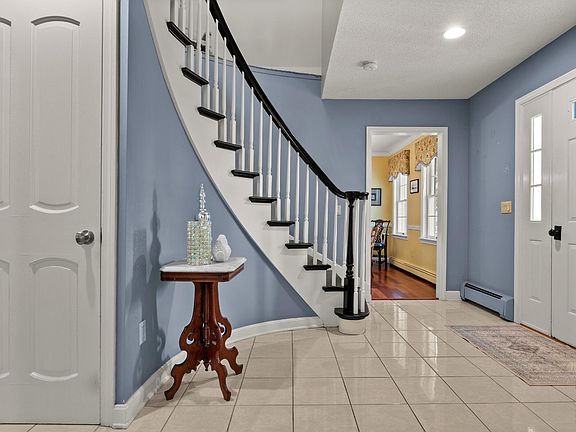 3rd image of 145 Leona Dr