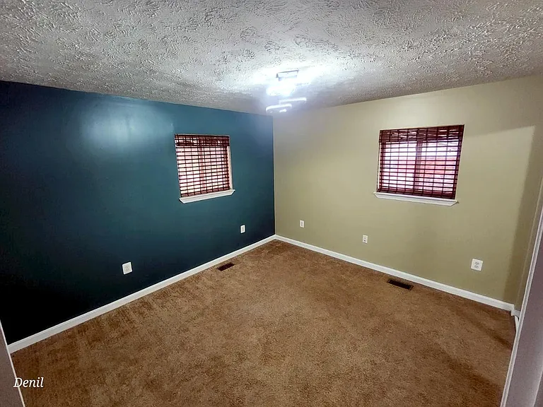 609 Evergreen Rd — Photo 18