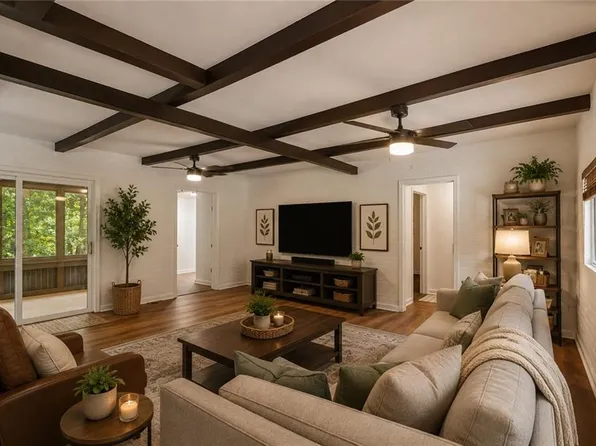 5085 Balus Dr, Gainesville, GA 30504
