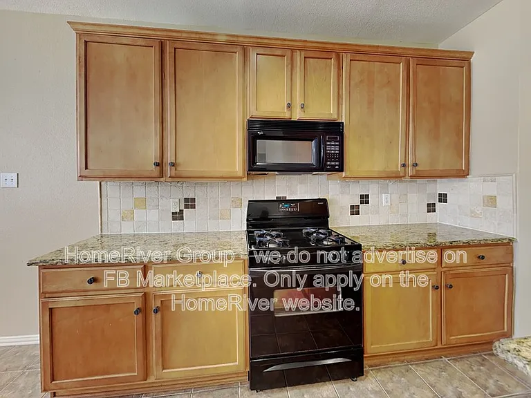 9715 Madison Dr — Photo 9