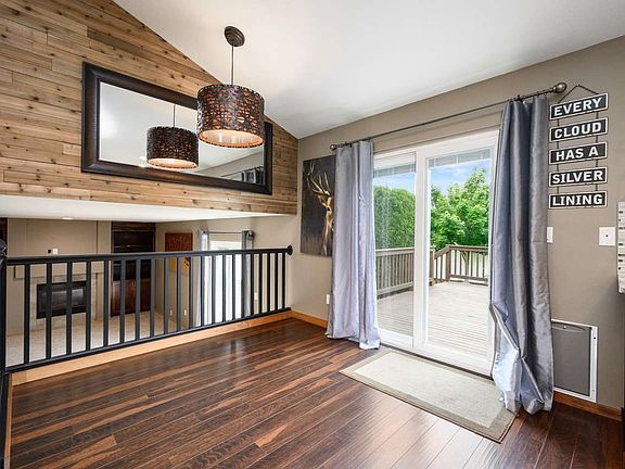 5th image of 1813 N Harmony Ln