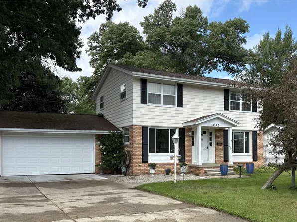 3125 Elk St, Port Huron, MI 48060