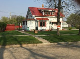 214 1st Ave SW, Kulm, ND 58456