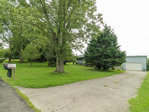 2nd image of 345 Grandview Dr