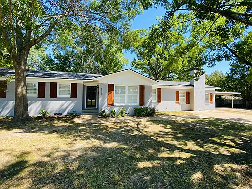 4210 Easy St Photo 1