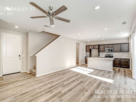 3rd image of 3742 Barley St