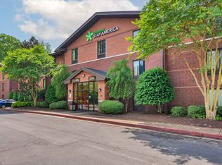 Atlanta - Kennesaw Chastain Rd., Kennesaw, GA 30144