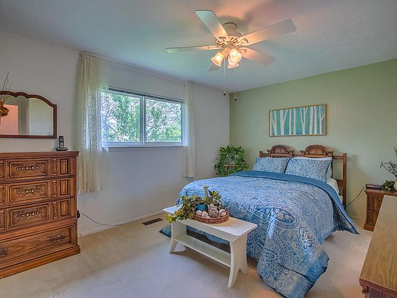 3rd image of 14204 La Cueva Ave NE