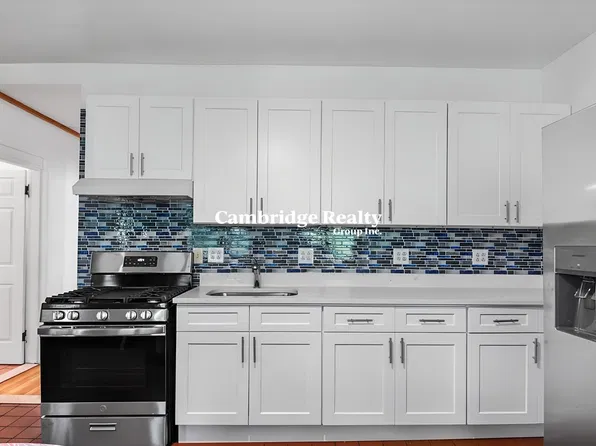 56 Calumet St #2T, Roxbury Crossing, MA 02120