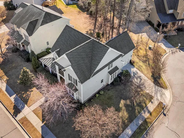 13005 Droughton Ct, Chapel Hill, NC 27517