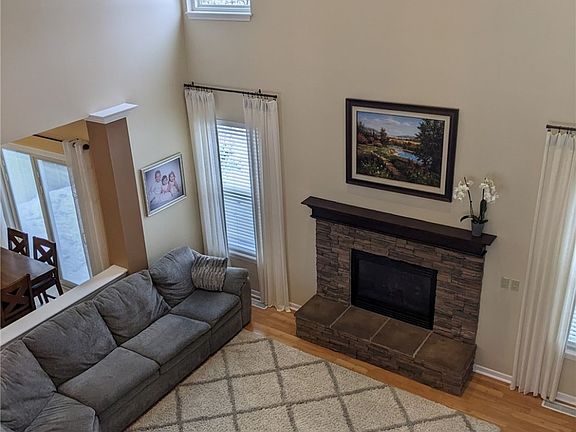 4th image of 815 Gallo Dr