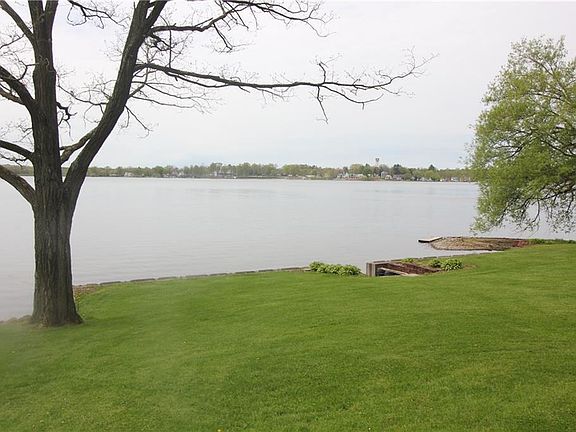 3rd image of 12179 Eastside Dr