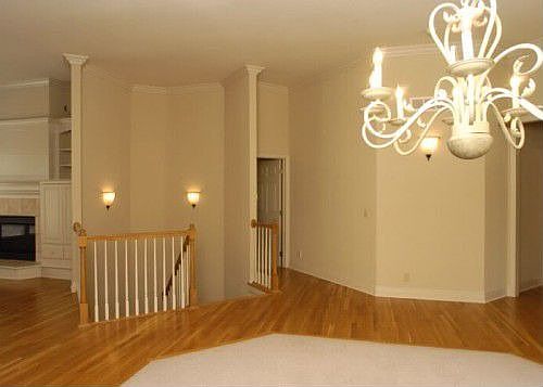 4th image of 16059 Cambridge Cir