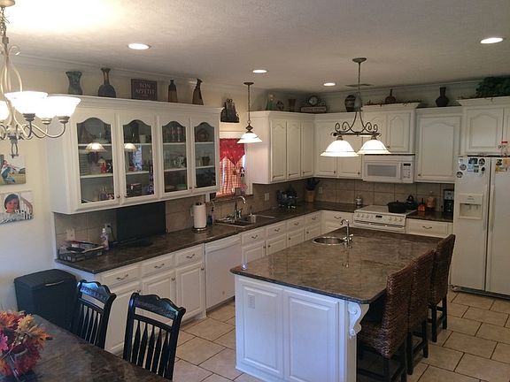 2nd image of 1625 Tan Tara Cir