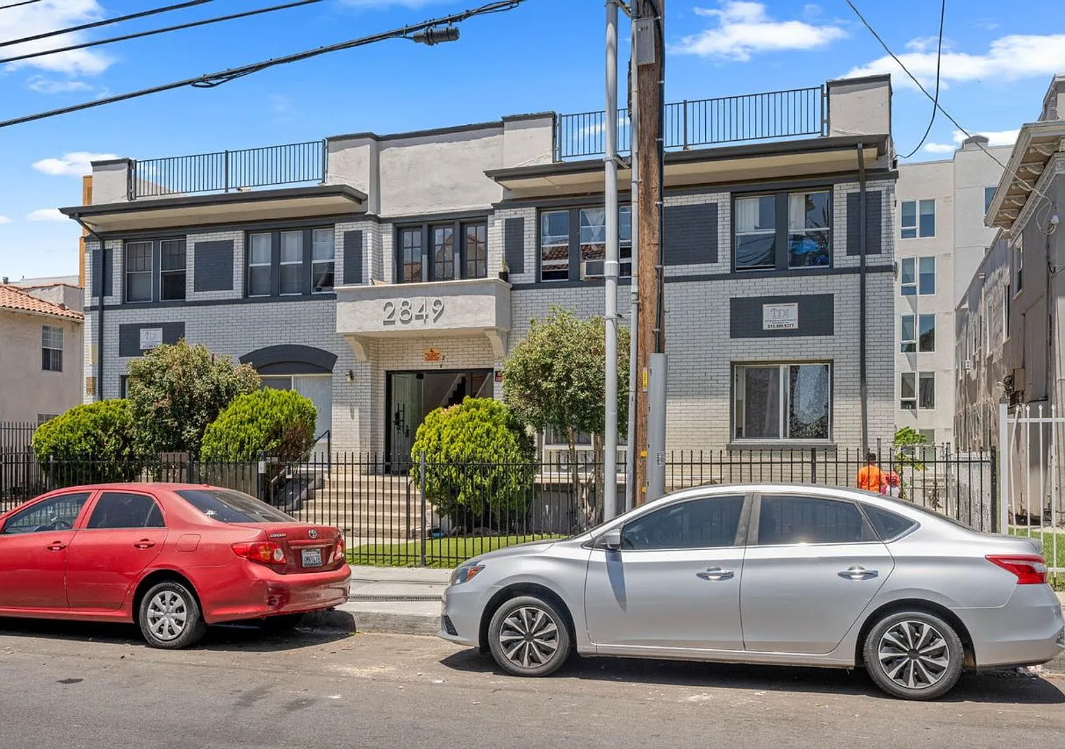2849 San Marino Street — Photo 3