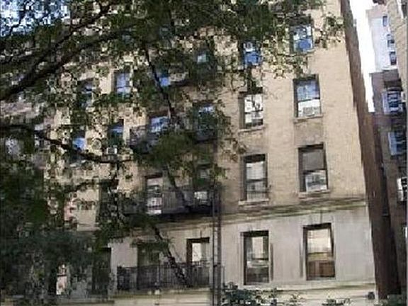 5th image of 202 W 107th St APT 2R
