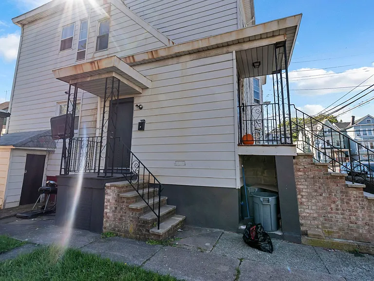 100 Haledon Ave #1-R — Photo 10