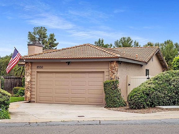3rd image of 8550 Snow White Dr