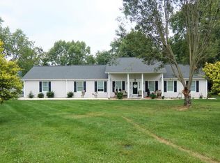19230 Sterling Dr, Abingdon, VA 24211
