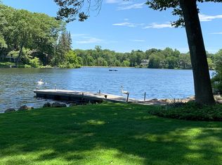 1 Briarcliff Rd, Mountain Lakes, NJ 07046