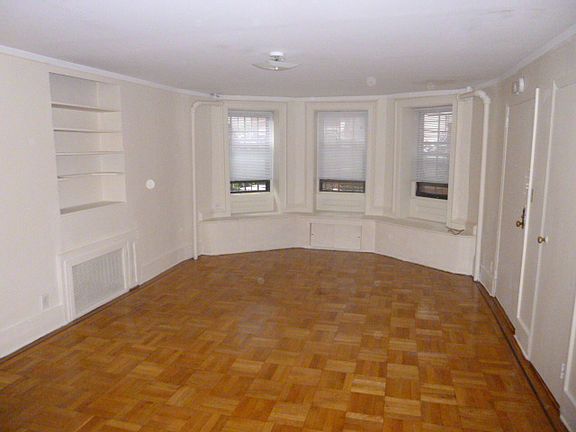 4th image of 248 W 73rd St APT Gf1