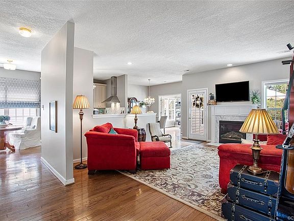 5th image of 4264 English Holly Cir