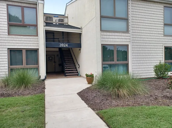 3924 Whispering Oaks Pl APT 202, Virginia Beach, VA 23455
