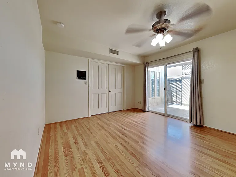 5100 N Miller Rd #23 — Photo 13