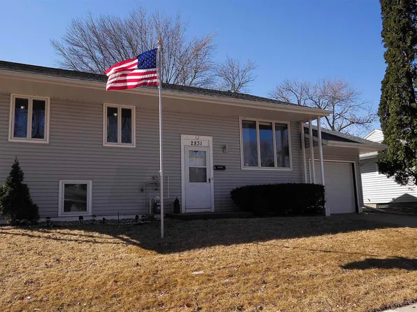 2831 S Cypress St, Sioux City, IA 51106