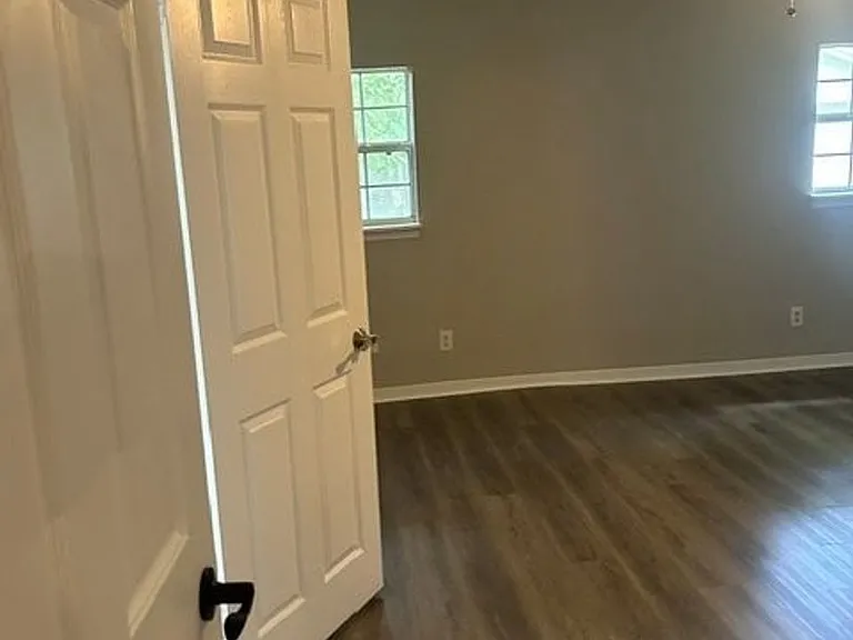 7029 Berry Ave — Photo 15