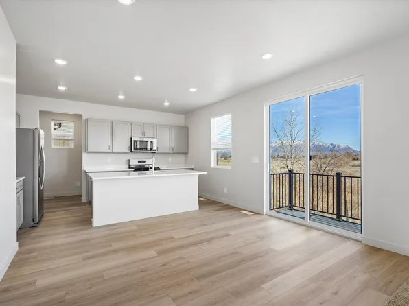 3165 W 3475 South St, West Haven, UT 84401