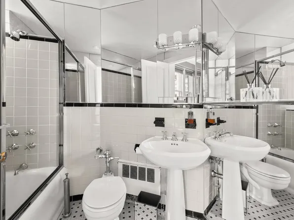 31 East 72nd Street image 9 of 12