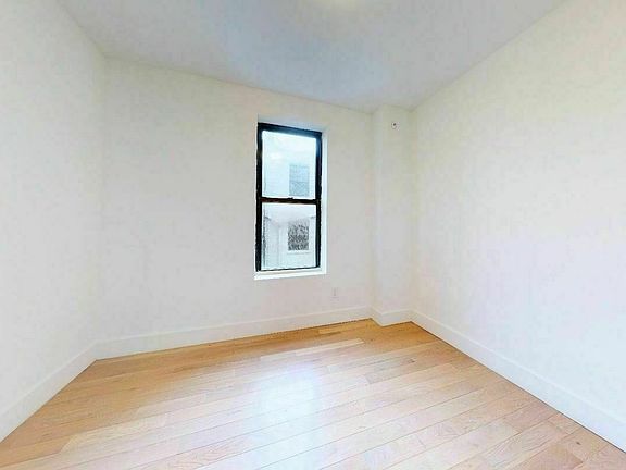 5th image of 964 Amsterdam Ave #5C