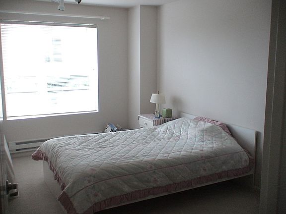 4th image of 4343 Roosevelt Way NE APT 302
