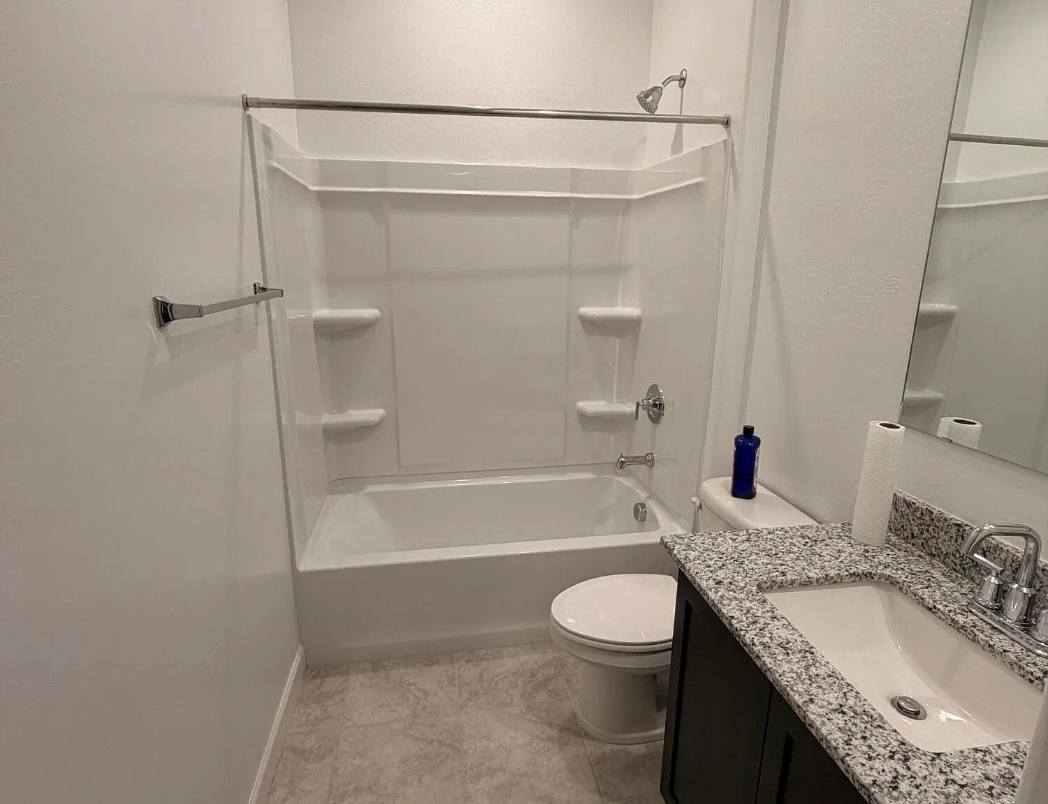 4 bed, 2.0 bath, $2,000 — Photo 4