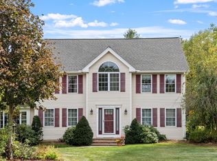 9 Chandler Rd, Westford, MA 01886