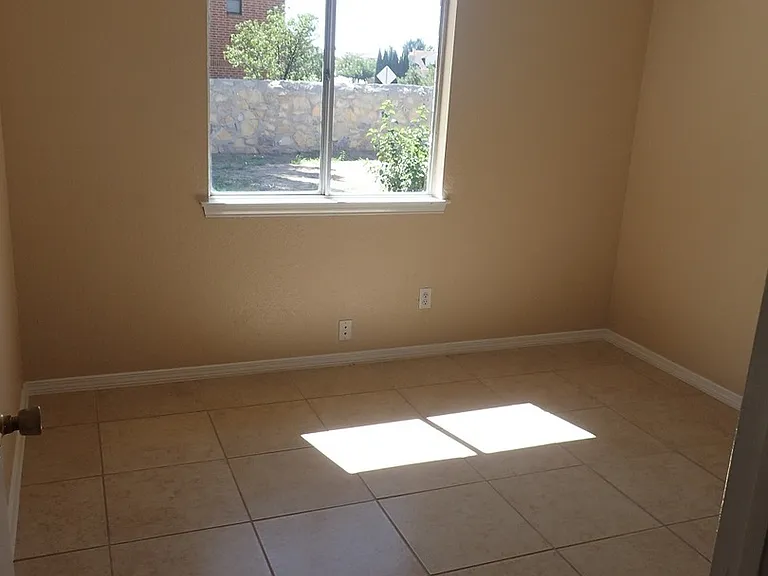 11500 Bob Mitchell Dr — Photo 14
