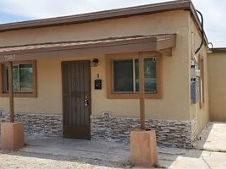 7182 Ponce Dr — Photo 3