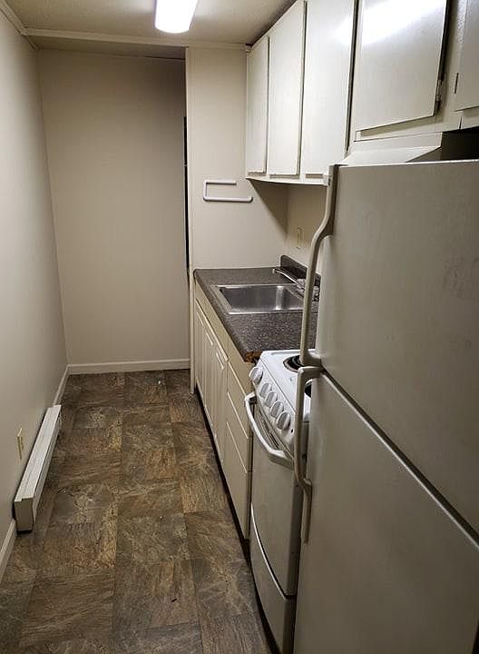2nd image of 20200 Oak St APT 10