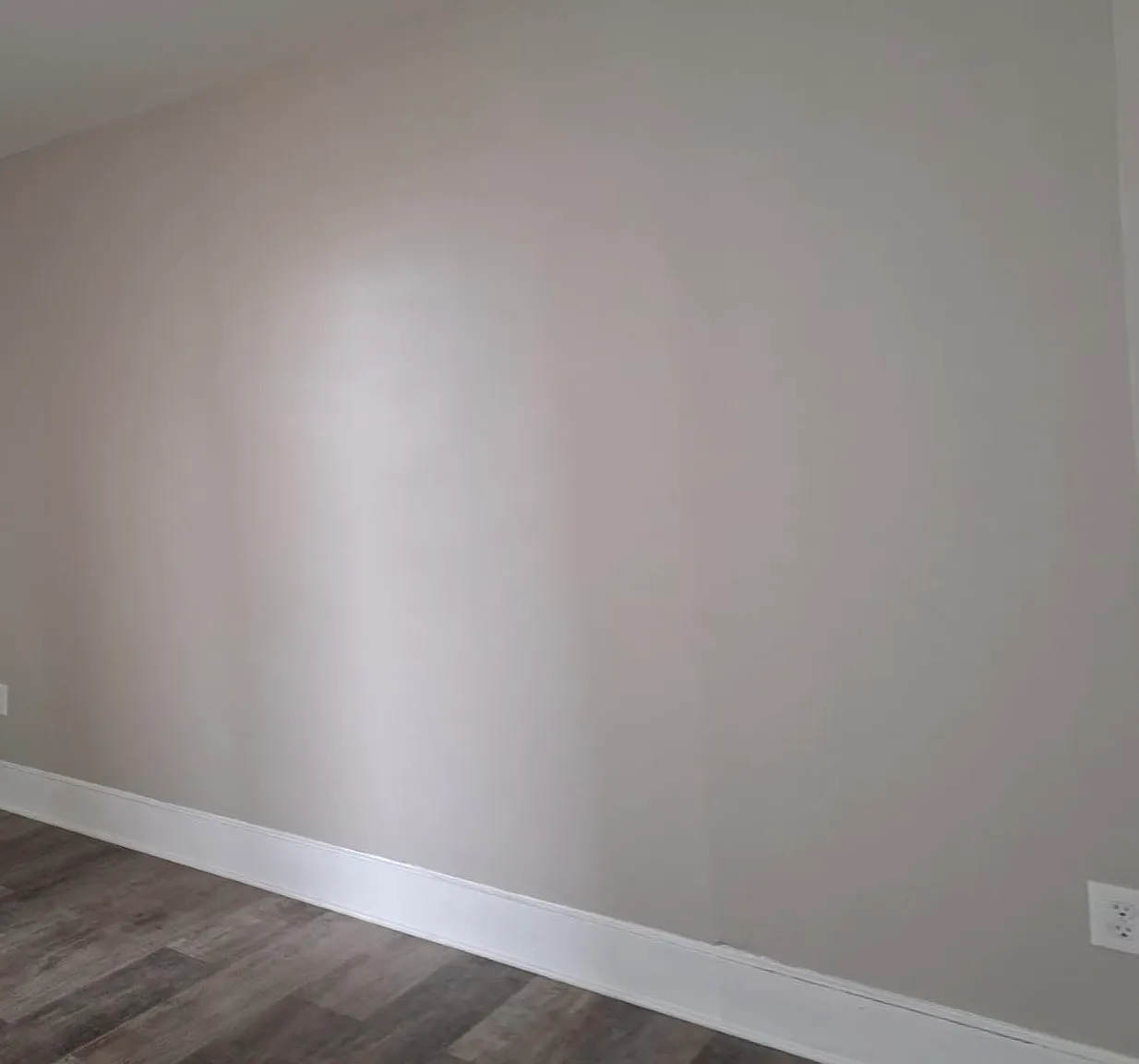3 bed, $2,200 — Photo 3