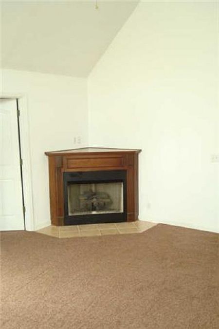 2nd image of 1911 Pecan Ridge Dr