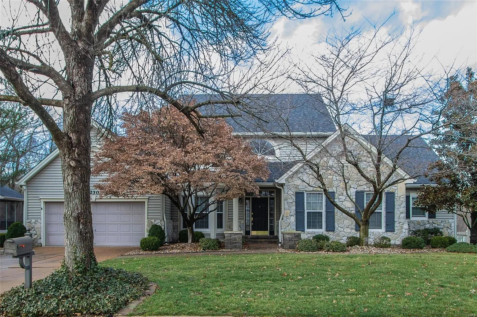 230 Muirfield Woods Ct photo 1