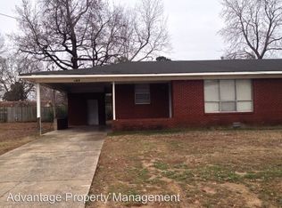 1611 Hardy St, Conway, AR 72034