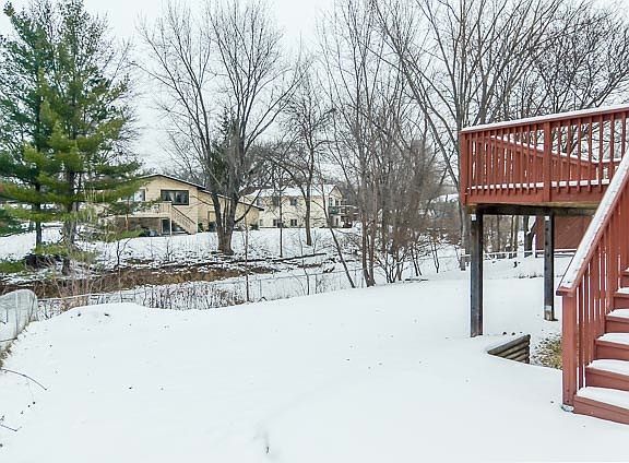 5th image of 7418 Meadowwood Dr N