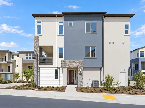 824 Sonia, Irvine, CA 92618