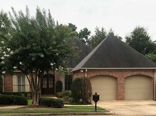 71 Autumn Hill Dr, Jackson, MS 39211