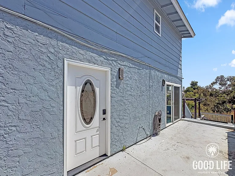 3042 40th St — Photo 22
